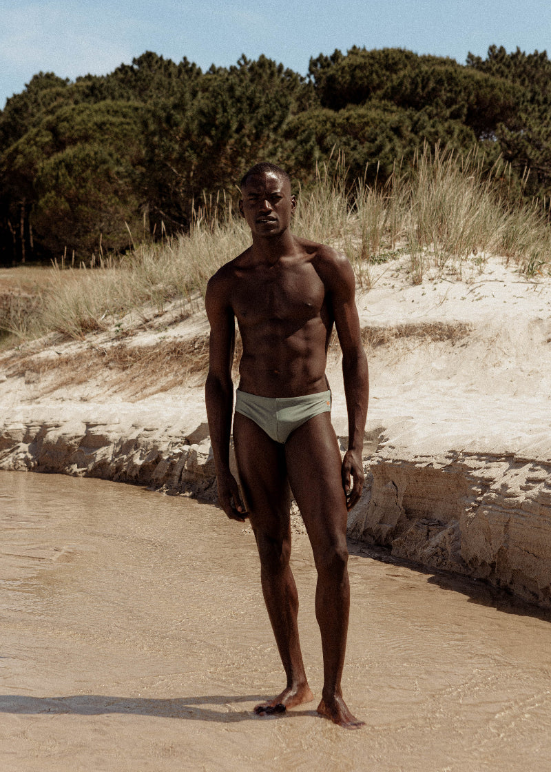 SWIM BRIEFS LIGHT FIT - FOREST GREEN