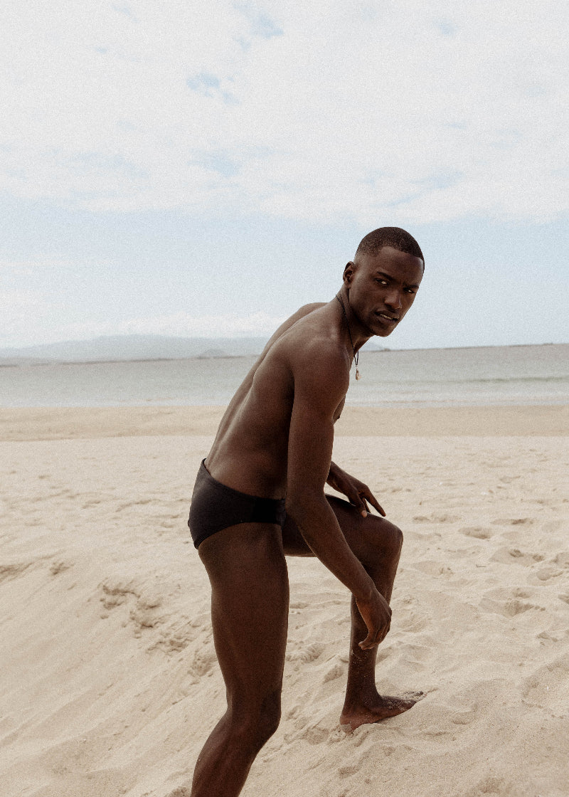 SLIM FIT SWIM BRIEF - BLACK