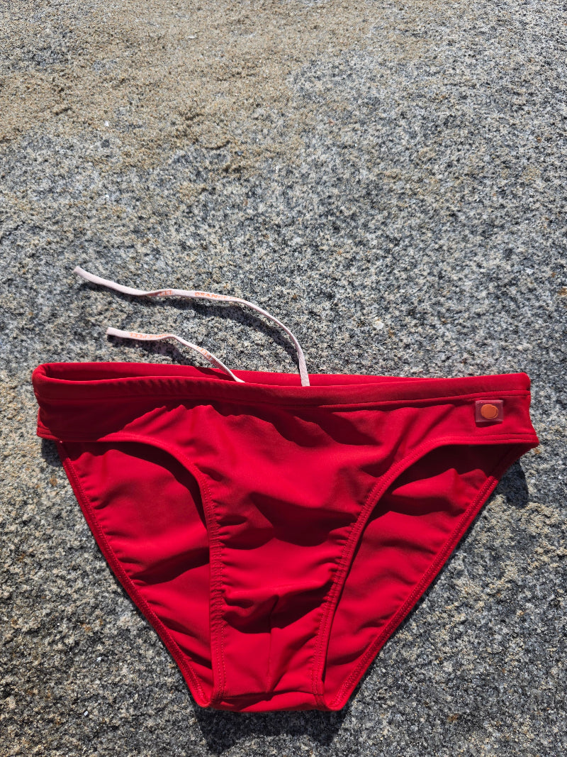 SLIM FIT SWIM BRIEF – SPICY RED