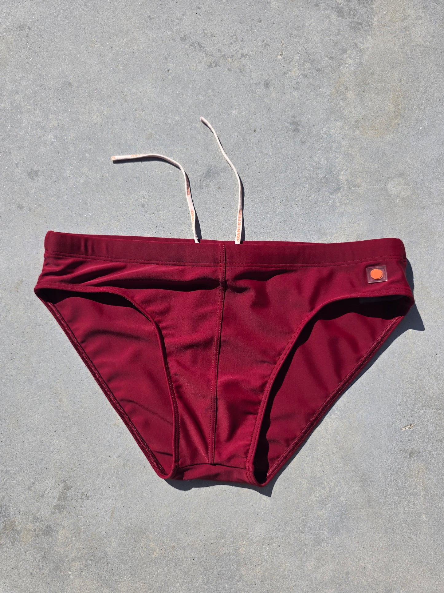 SWIM BRIEFS LIGHT FIT - BLOOD RED